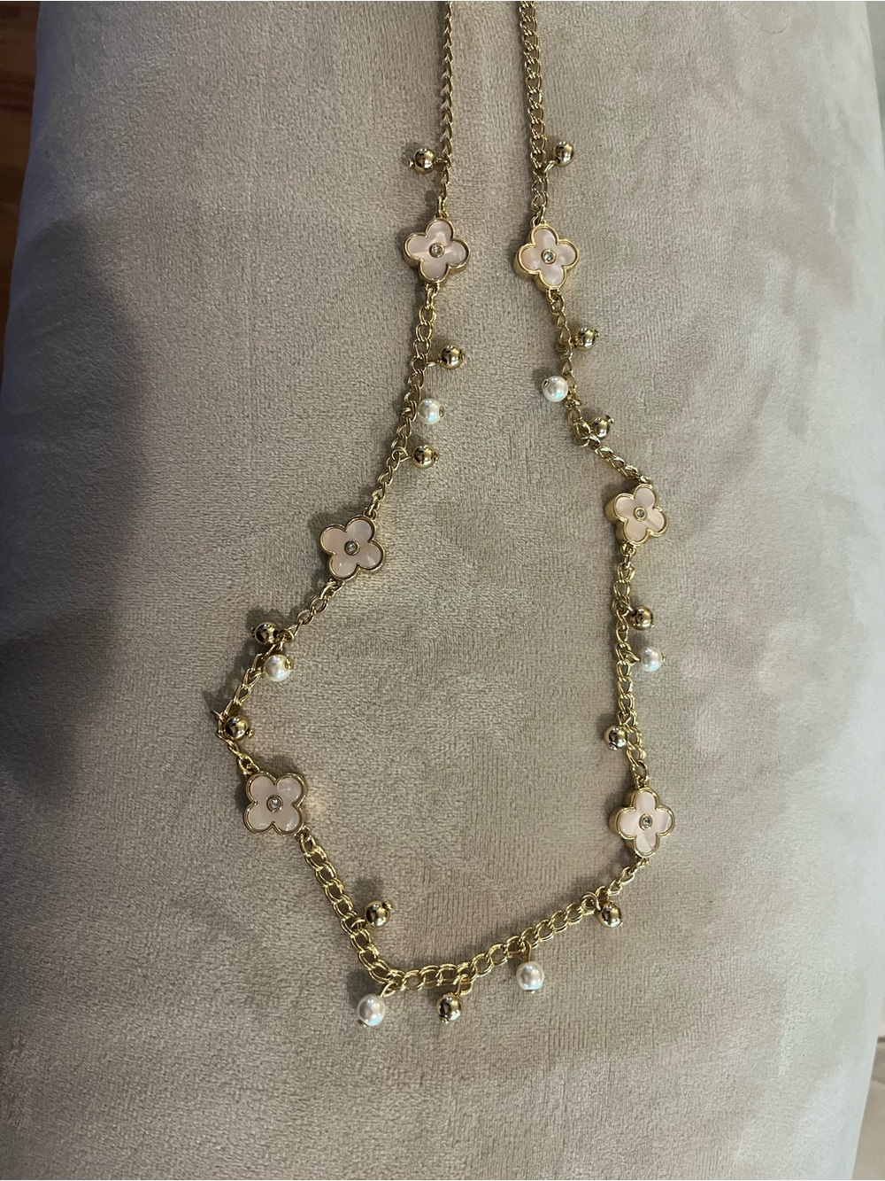Talbots Gold-Tone Necklace with white pearl like Flower Charms and Pearls